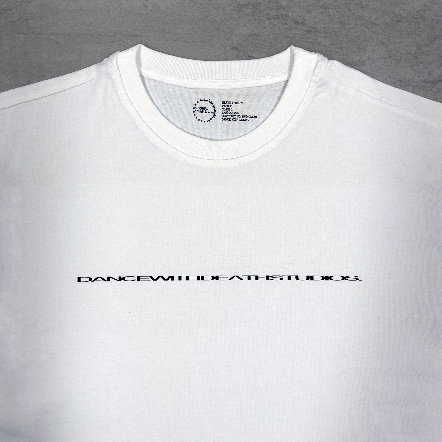 'NO MAN LEFT BEHIND' GRAPHIC LOGO TEE