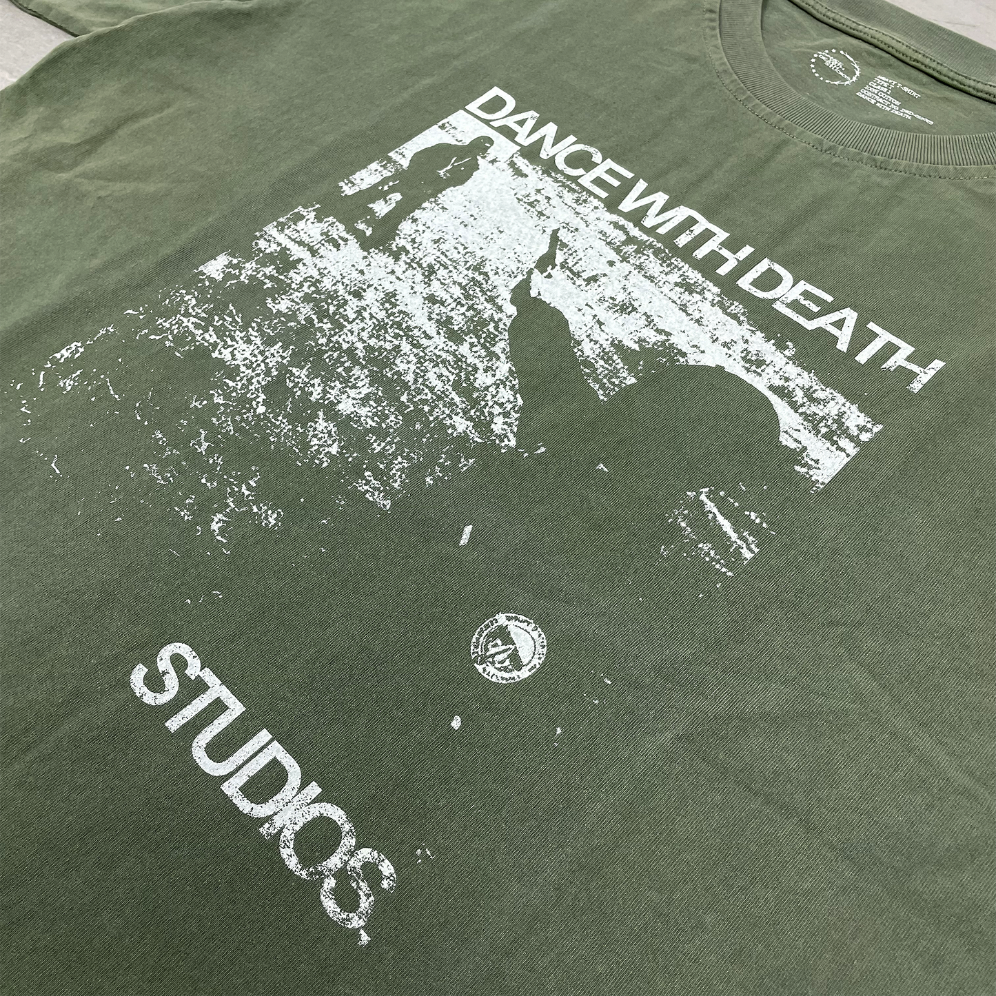 'CONFIDENCE SHOT' DANCEWITHDEATHSTUDIOS. TEE